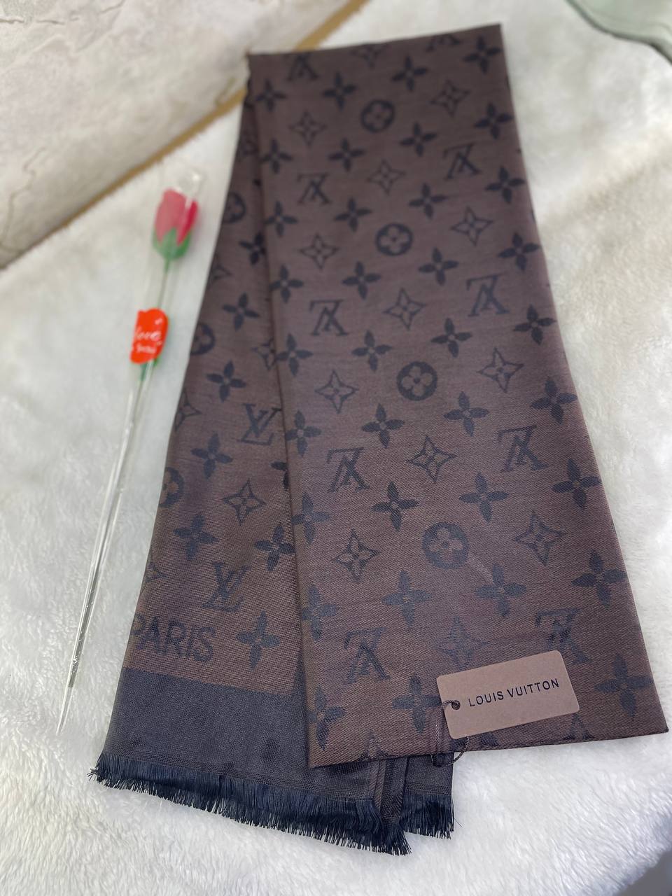 Châle Louis Vuitton