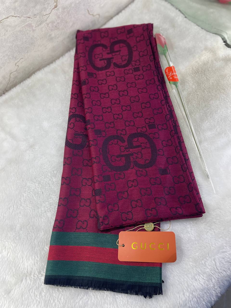 Châle Gucci